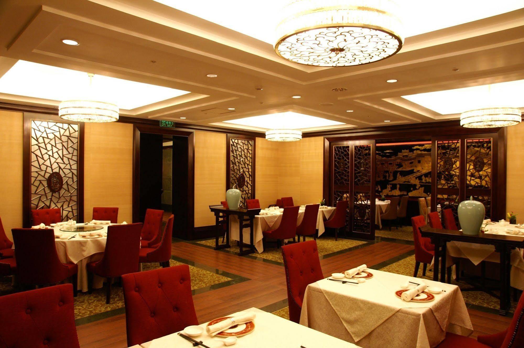 فندق شانغهايفي  فندق أوكورا غاردن شنغهاي المطعم الصورة